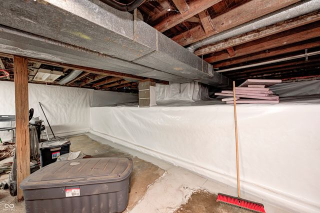 8806 Camby Road, Camby, IN 46113