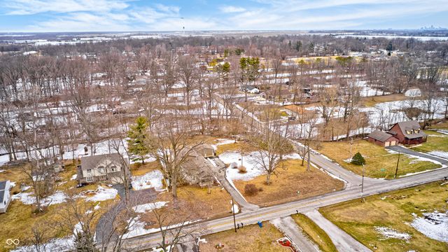 8806 Camby Road, Camby, IN 46113