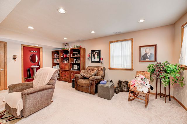 8806 Camby Road, Camby, IN 46113