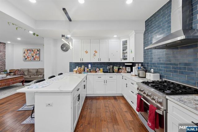 440 Alder Street, Lyndhurst, NJ 07071