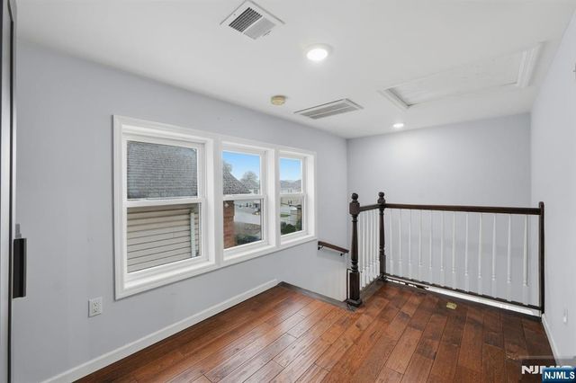 440 Alder Street, Lyndhurst, NJ 07071