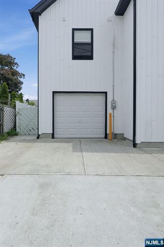 440 Alder Street, Lyndhurst, NJ 07071