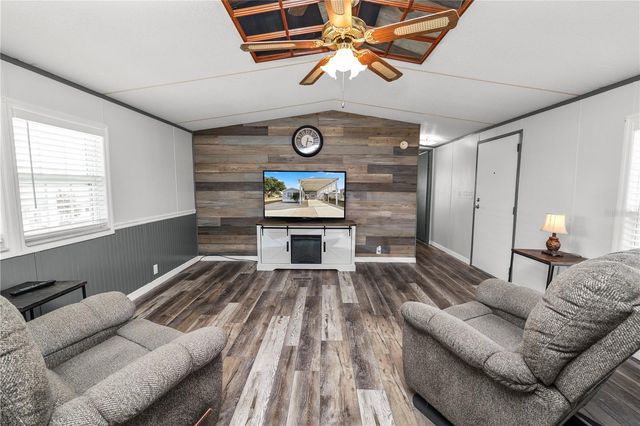 5121 SHORE LINE DRIVE, Polk City, FL 33868