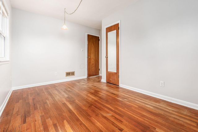 396 S Hague Avenue, Columbus, OH 43204