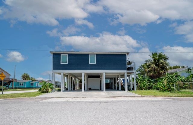 6902 Avenue P, Galveston, TX 77551