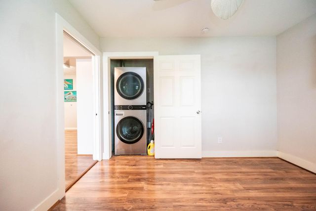 6902 Avenue P, Galveston, TX 77551