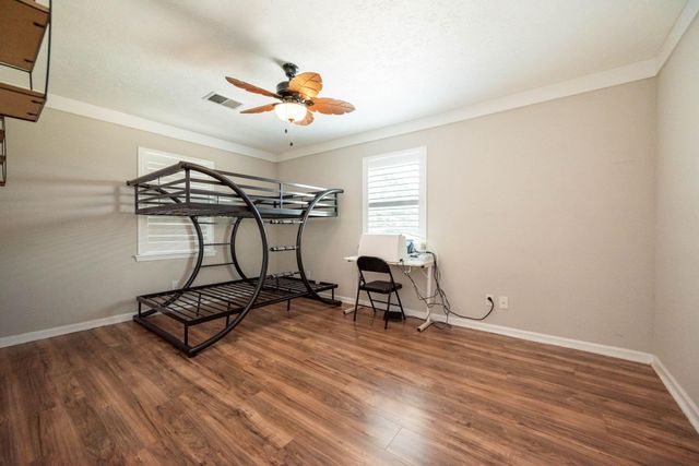 6902 Avenue P, Galveston, TX 77551