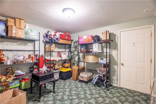 46 Hillside Avenue, Eureka Springs, AR 72632