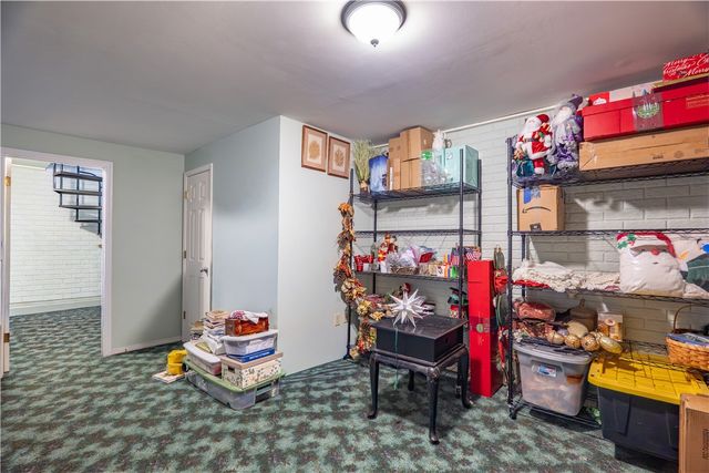 46 Hillside Avenue, Eureka Springs, AR 72632