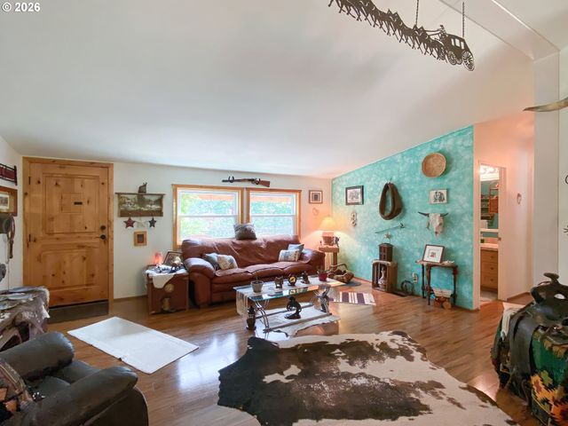 15609 S FAWN VIEW Way, Molalla, OR 97038