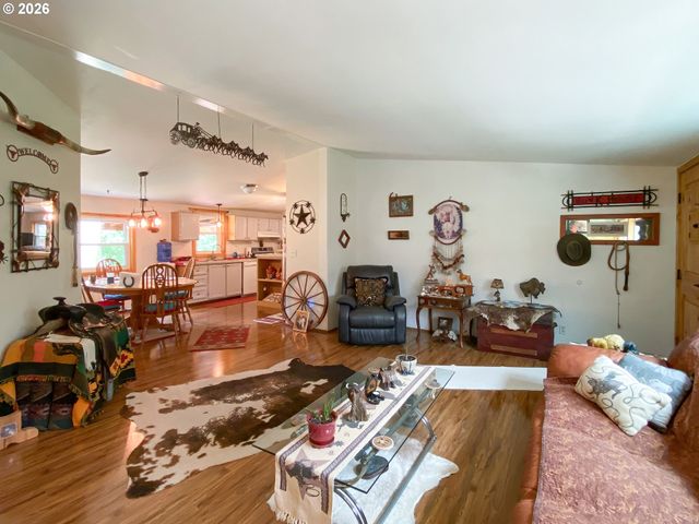 15609 S FAWN VIEW Way, Molalla, OR 97038
