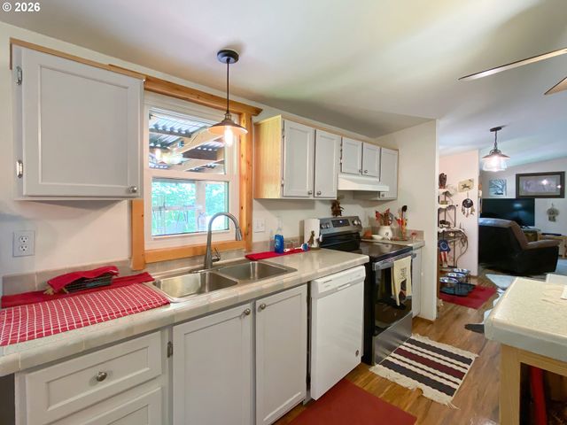 15609 S FAWN VIEW Way, Molalla, OR 97038