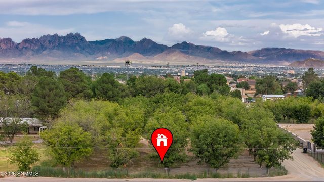 1526 Burke Road, Las Cruces, NM 88007