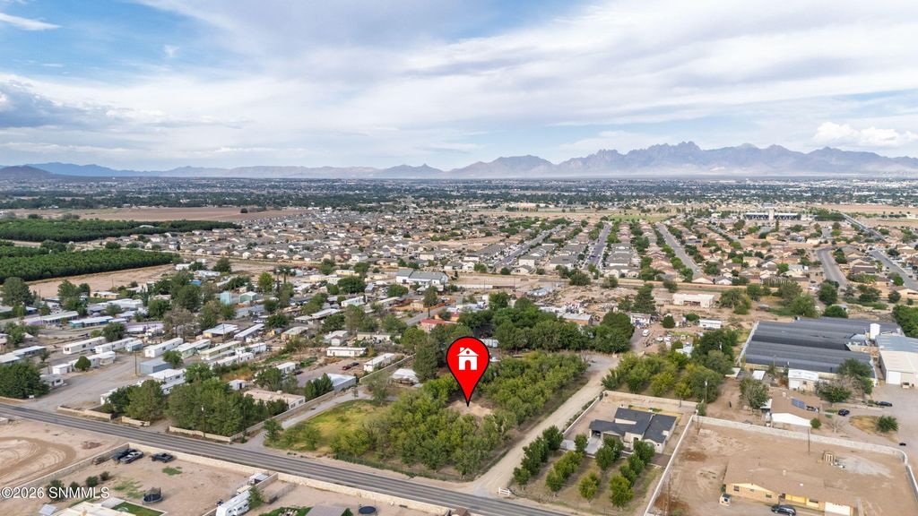 1526 Burke Road, Las Cruces, NM 88007
