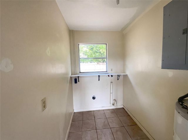 1839 BURTON DRIVE, St Cloud, FL 34771