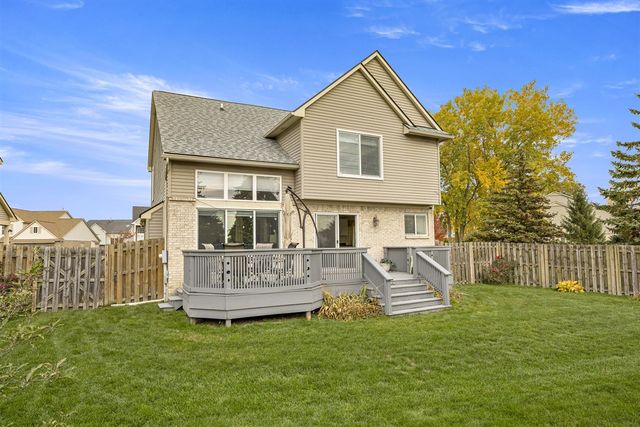 29705 Lacy Drive 77, Westland, MI 48186