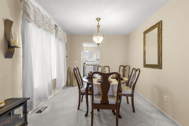 29705 Lacy Drive 77, Westland, MI 48186