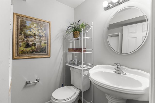 29705 Lacy Drive 77, Westland, MI 48186