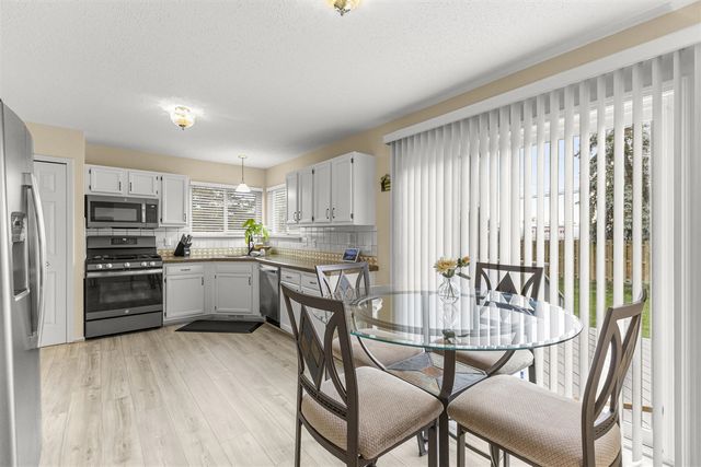 29705 Lacy Drive 77, Westland, MI 48186