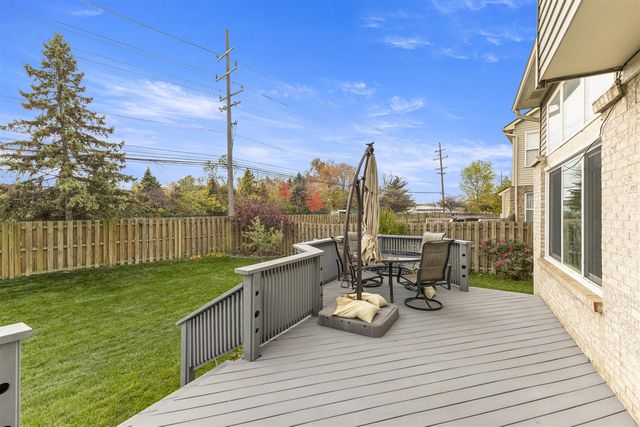 29705 Lacy Drive 77, Westland, MI 48186