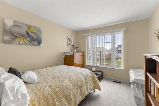 29705 Lacy Drive 77, Westland, MI 48186