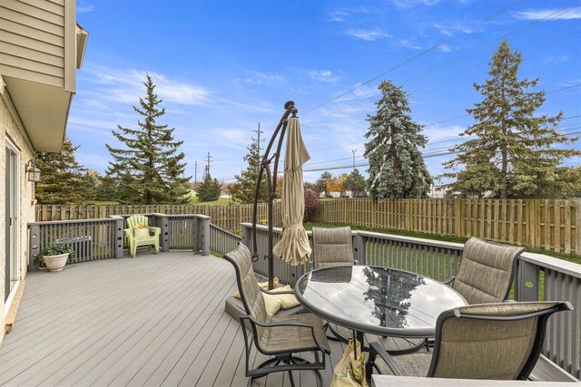 29705 Lacy Drive 77, Westland, MI 48186