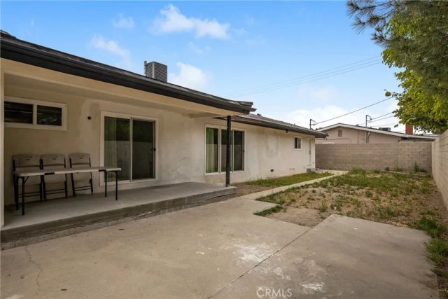 8064 Crosnoe, Panorama City, CA 91402