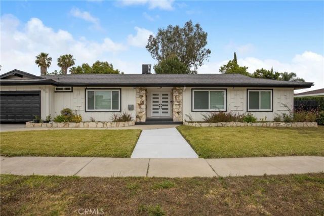 8064 Crosnoe, Panorama City, CA 91402
