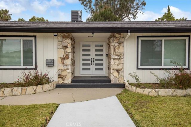 8064 Crosnoe, Panorama City, CA 91402