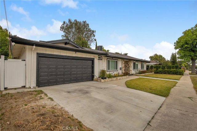8064 Crosnoe, Panorama City, CA 91402
