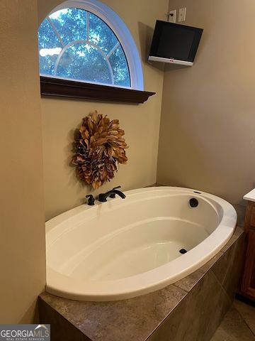 2566 U S 19 Highway, Meansville, GA 30256