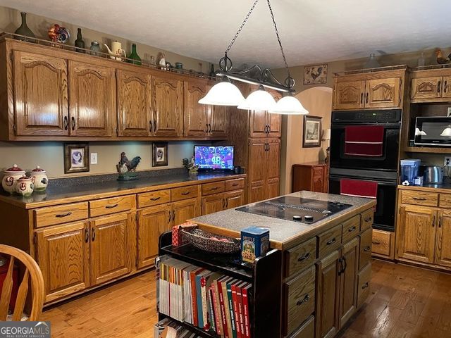 2566 U S 19 Highway, Meansville, GA 30256