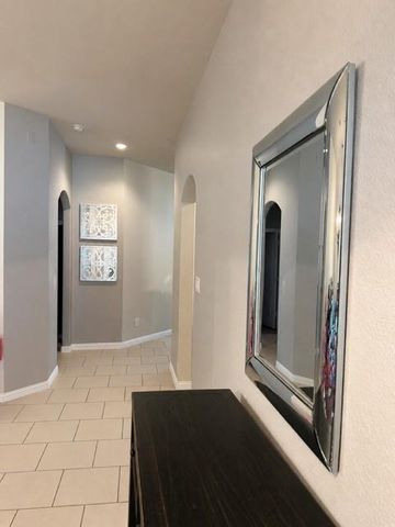 2822 Lockeridge Cove Drive, Spring, TX 77386