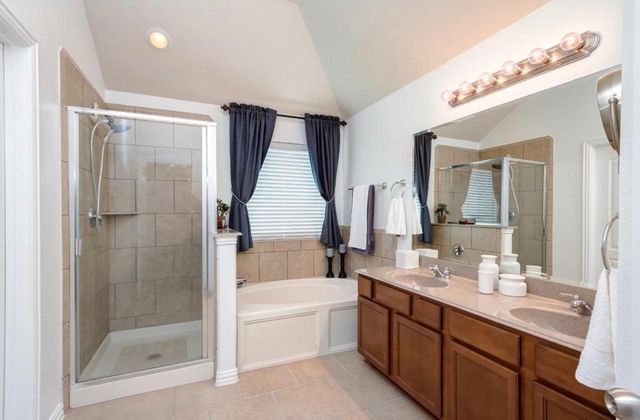 2822 Lockeridge Cove Drive, Spring, TX 77386