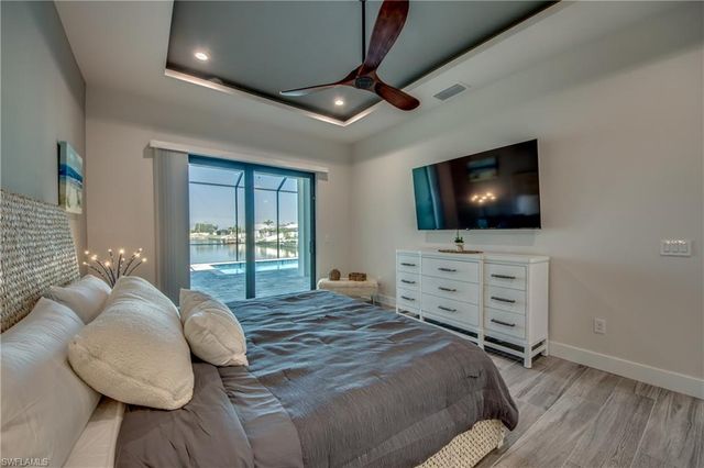 304 NW 13th AVE, Cape Coral, FL 33993