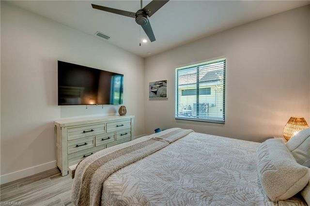 304 NW 13th AVE, Cape Coral, FL 33993