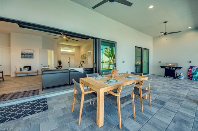 304 NW 13th AVE, Cape Coral, FL 33993