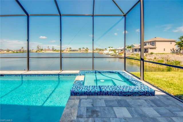 304 NW 13th AVE, Cape Coral, FL 33993