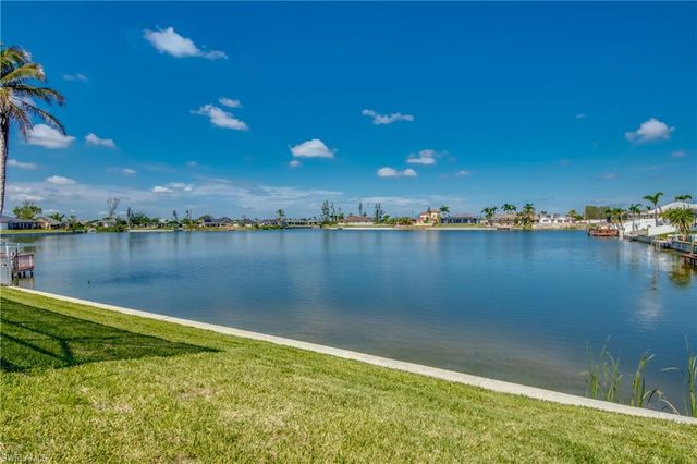 304 NW 13th AVE, Cape Coral, FL 33993