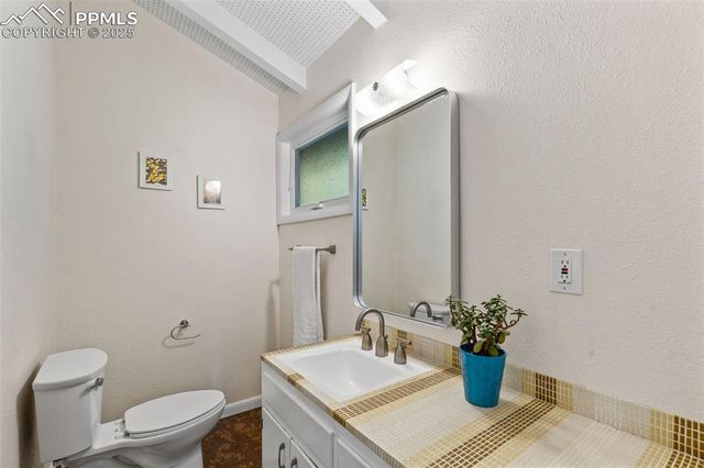 1003 Sun Drive, Colorado Springs, CO 80905