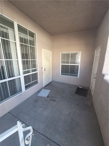 6701 Cobre Azul Avenue 102, Las Vegas, NV 89108