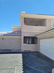 6701 Cobre Azul Avenue 102, Las Vegas, NV 89108