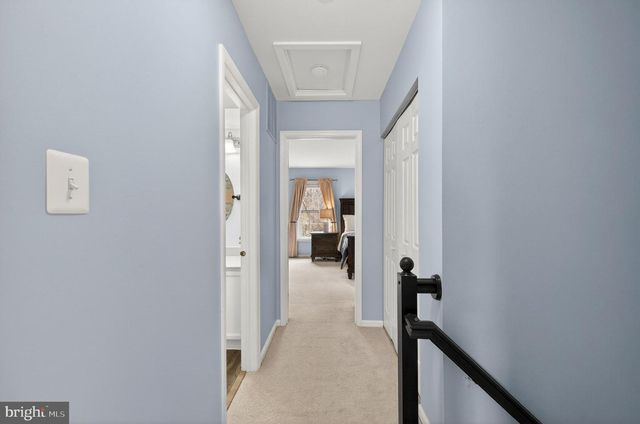 3912 KERNSTOWN CT, Fairfax, VA 22033