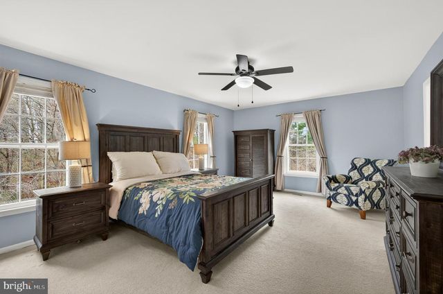 3912 KERNSTOWN CT, Fairfax, VA 22033