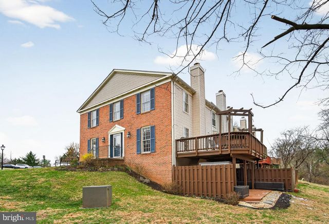 3912 KERNSTOWN CT, Fairfax, VA 22033
