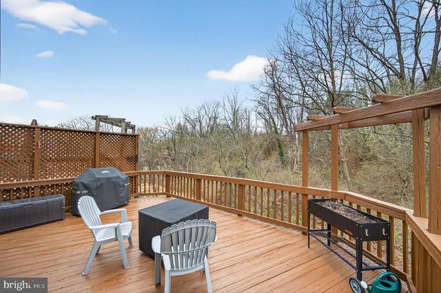 3912 KERNSTOWN CT, Fairfax, VA 22033