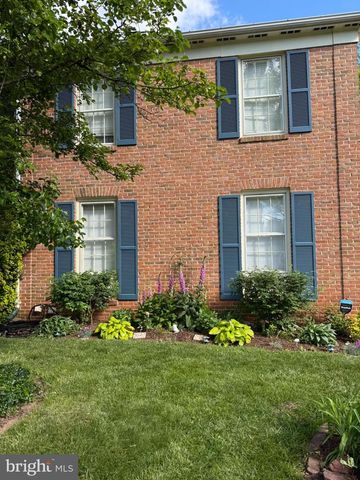 3912 KERNSTOWN CT, Fairfax, VA 22033