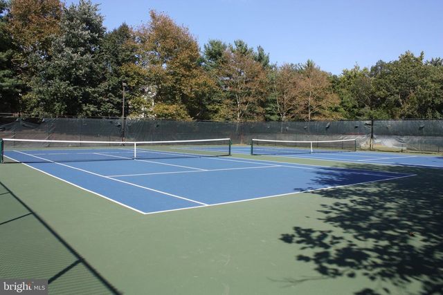 3912 KERNSTOWN CT, Fairfax, VA 22033