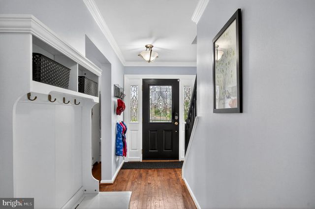 3912 KERNSTOWN CT, Fairfax, VA 22033