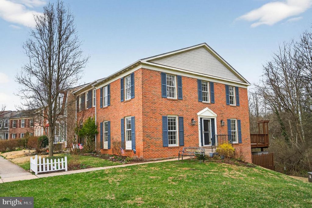 3912 KERNSTOWN CT, Fairfax, VA 22033